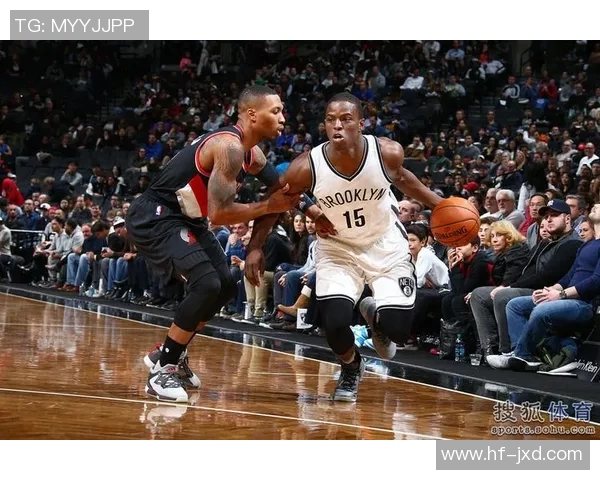 篮网与开拓者激战正酣比分悬念迭起引发球迷热议